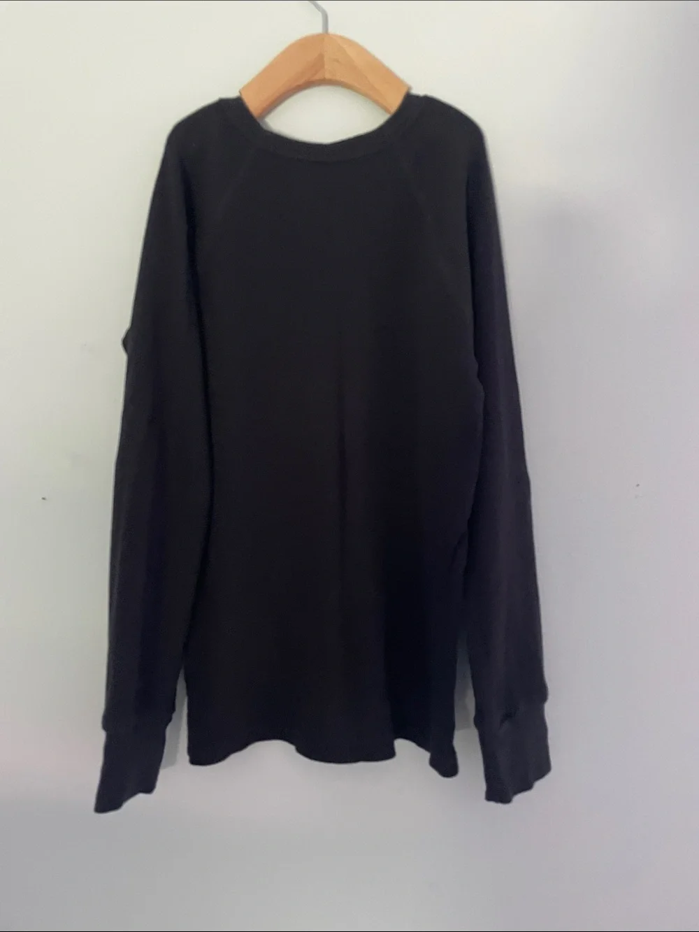 GAP boys Black thermal & Navy and White Striped tops size:M